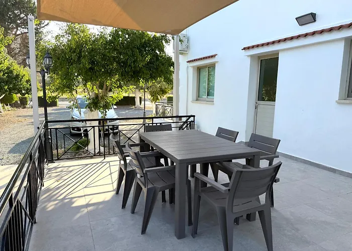 Himonas Apartments